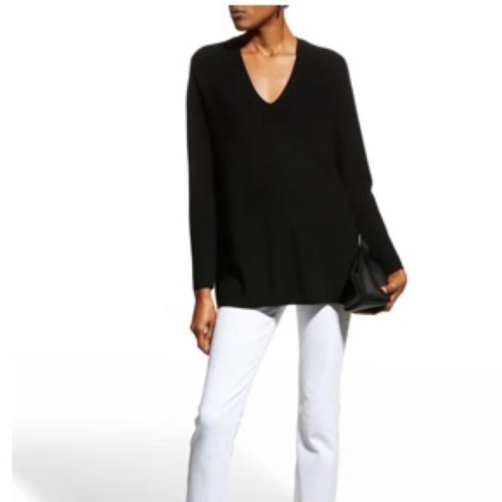 ELLEN TRACY Extra Fine Marino Wool Black Long Sleeve Top